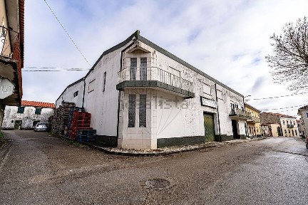Portunhos e Outil, Rua da Escola Primária