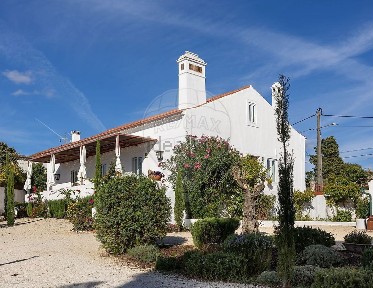 Alcanhões, Largo Fernando Amaro