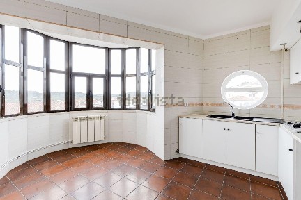 Apartamento T3 à venda na Rua da Feira s/n