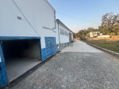Apartamento T2 à venda na Avenida Luís de Camões, 42