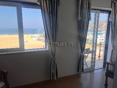 Apartamento T3 à venda na Avenida Manuel Remígio, 82 a