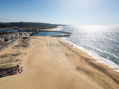 Nazaré, Avenida Manuel Remígio