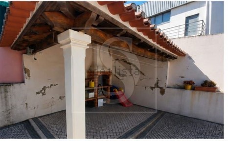 Moradia geminada à venda em Tomar e Santa Maria dos Olivais
