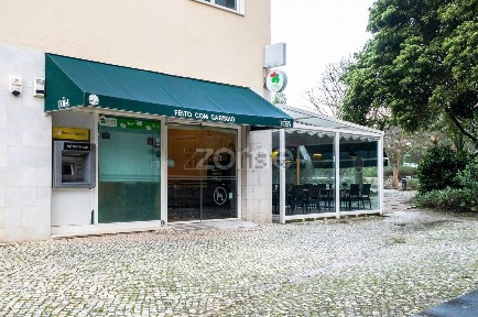 Negócio para trespasse na Alameda António Sérgio, 12
