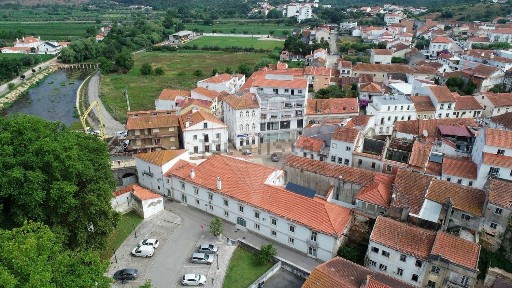 Espaço comercial à venda em Soure