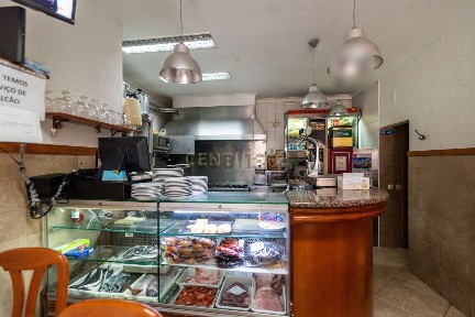 Restaurante para trespasse no Largo Dona Maria Ii, 7 e 8