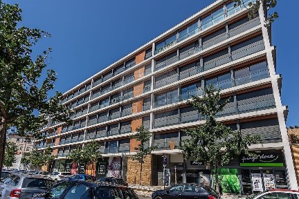 Arrendamento de espaço comercial na Rua de Alcântara