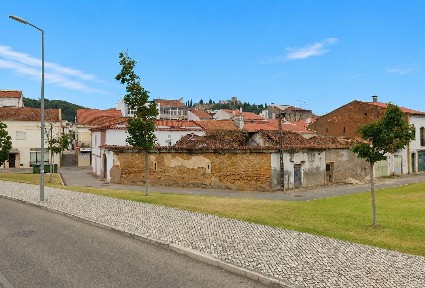 Tomar e Santa Maria dos Olivais, Rua São Gião, 1