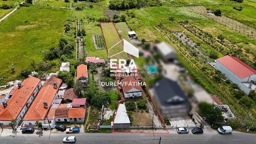 Moradia independente à venda em Urqueira