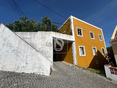 Moradia independente à venda em Tancos