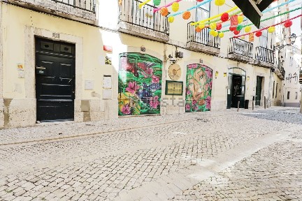 Negócio para trespasse na Rua de São Cristóvão