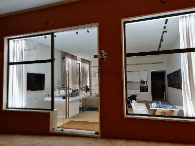 Arrendamento de espaço comercial na Rua Isaac Rabin