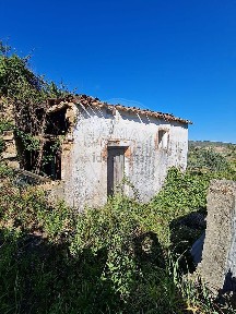 Moradia independente à venda em Amêndoa