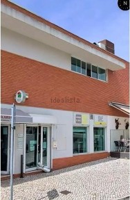 Arrendamento de espaço comercial na Rua José Leite de Vasconcelos, 59