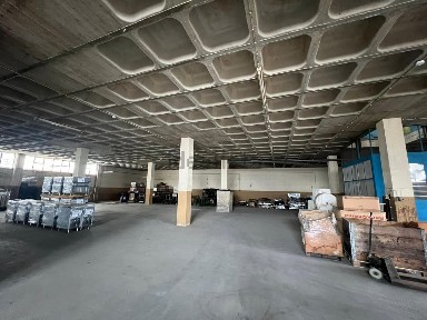 Arrendamento de armazém no Vale de Barcarena