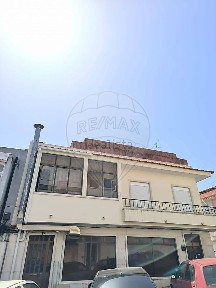 Águas Livres, Damaia de Cima, Rua Dom João de Castro