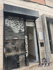 Arrendamento de espaço comercial na Rua dos Industriais, 27