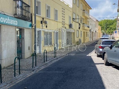 Arrendamento de espaço comercial em Carcavelos Centro