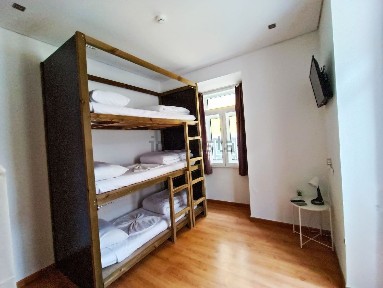 Hotel, negócios de alojamento para trespasse na Travessa da Cara