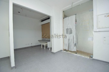 Arrendamento de espaço comercial na Praceta Dom João II, 6