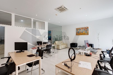 Arrendamento de espaço comercial na Rua Alexandre Ferreira s/n