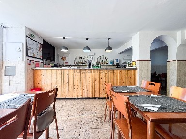 Restaurante para trespasse na Algés