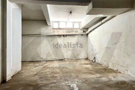 Arrendamento de espaço comercial na Rua de Sant'Ana à Lapa