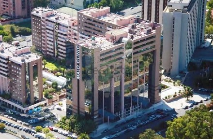 Arrendamento de espaço comercial na Rua General Firmino Miguel