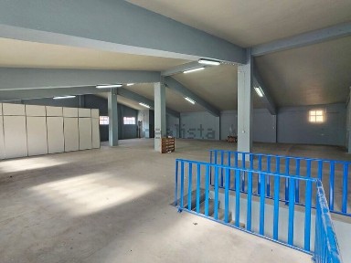 Arrendamento de armazém na Pombais - Patameiras