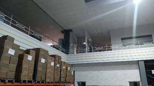Arrendamento de armazém na Rua da Capela Nossa Senhora da Conceição