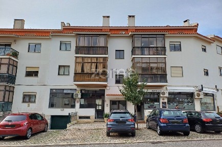 Arrendamento de espaço comercial na Rua do Maçarico, 23