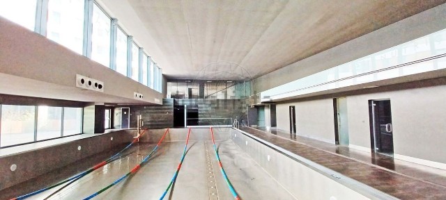 Arrendamento de espaço comercial na Alameda dos Oceanos