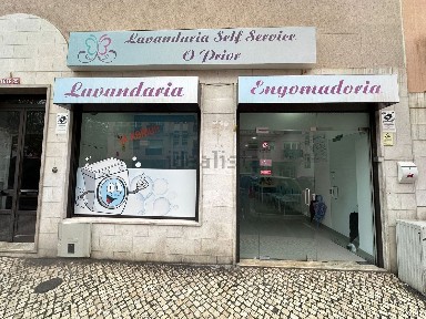 Loja para trespasse na Rua José Manuel Cerqueira Afonso dos Santos