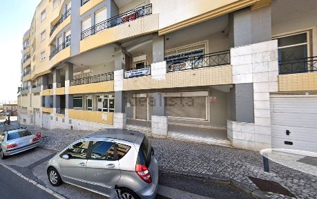 Arrendamento de espaço comercial na Rua da Ordem do Hospital, 18
