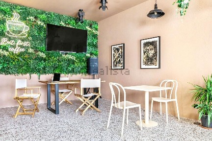 Cafetaria para trespasse em Costa Pinto, 83