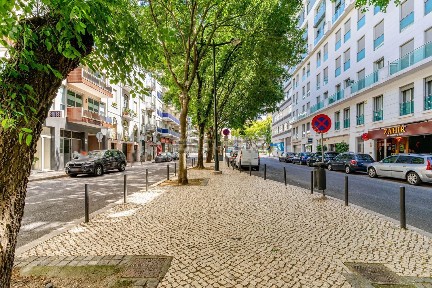 Restaurante para trespasse na Avenida Marquês de Tomar