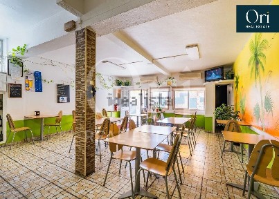 Cafetaria para trespasse na Rua Manjericos