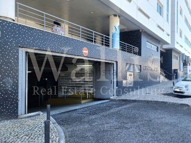 Arrendamento de espaço comercial na Linda-a-Velha