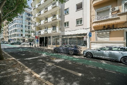 Arrendamento de espaço comercial no Campo Pequeno