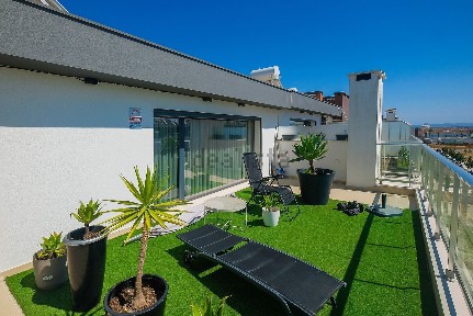 Arrendamento de duplex na Rua Professor Sérgio Pinto, 224