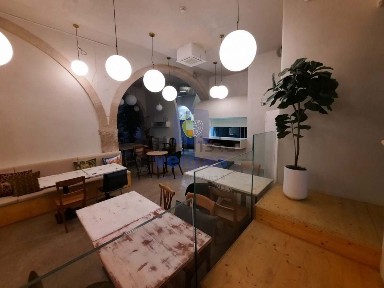 Arrendamento de espaço comercial na Cais do Sodré - Santos