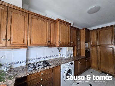 Arrendamento de duplex na Rua dos Filarmónicos, 1