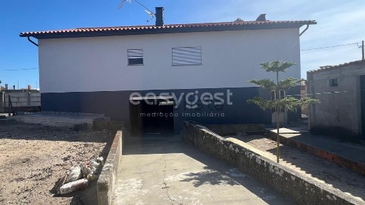 Arrendamento de moradia independente em Vieira de Leiria