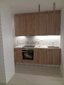 Arrendamento de apartamento T0 na Avenida 25 de Abril