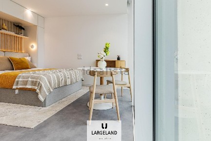Arrendamento de apartamento T0 na Avenida Doutor Lourenço Peixinho, 48