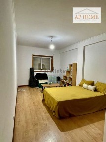 Arrendamento de apartamento T2 na Rua Nova de Vilar, 75