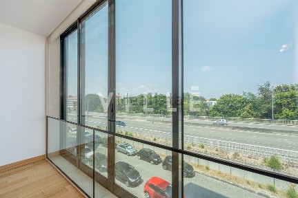 Arrendamento de apartamento T1 na Avenida Europa, 651
