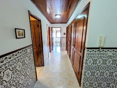 Arrendamento de apartamento T2 na Avenida Fernão de Magalhães