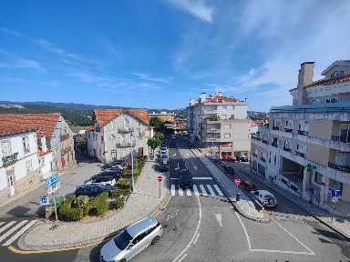Oliveira de Azeméis - Santiago da Riba-Ul - Ul - Macinhata da Seixa - Madail, Centro de Oliveira de Azeméis, Rua 25 de Abril