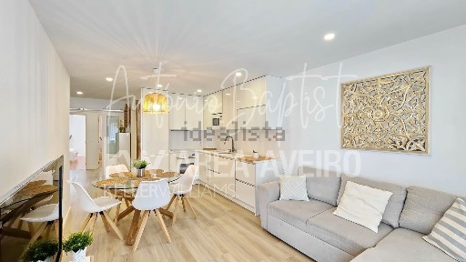 Arrendamento de apartamento T3 na Avenida João Corte Real